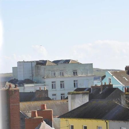 Caldey View Apartment Tenby Bagian luar foto