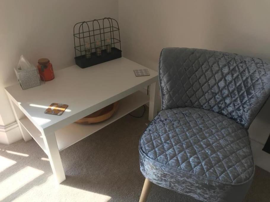 Caldey View Apartment Tenby Bagian luar foto