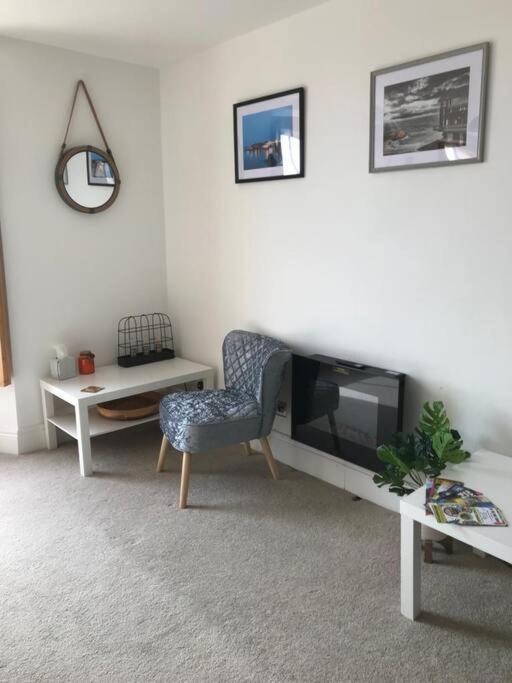 Caldey View Apartment Tenby Bagian luar foto