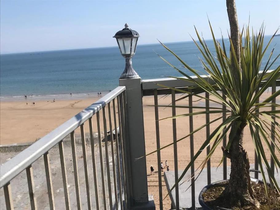 Caldey View Apartment Tenby Bagian luar foto